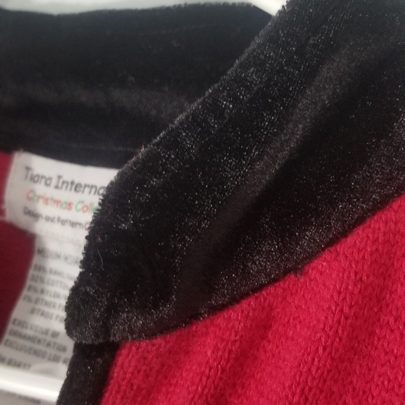 Tiara International Christmas Collection Full Zip Embroidered Sweater. Size M. - Picture 5 of 7